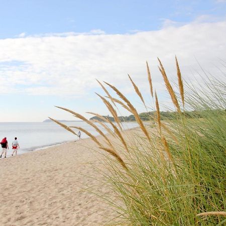 Strandnahe 2-Raum-Ferienwohnung Mit Balkon - Strandhaus Moenchgut Fewo 10 Lobbe Exteriér fotografie